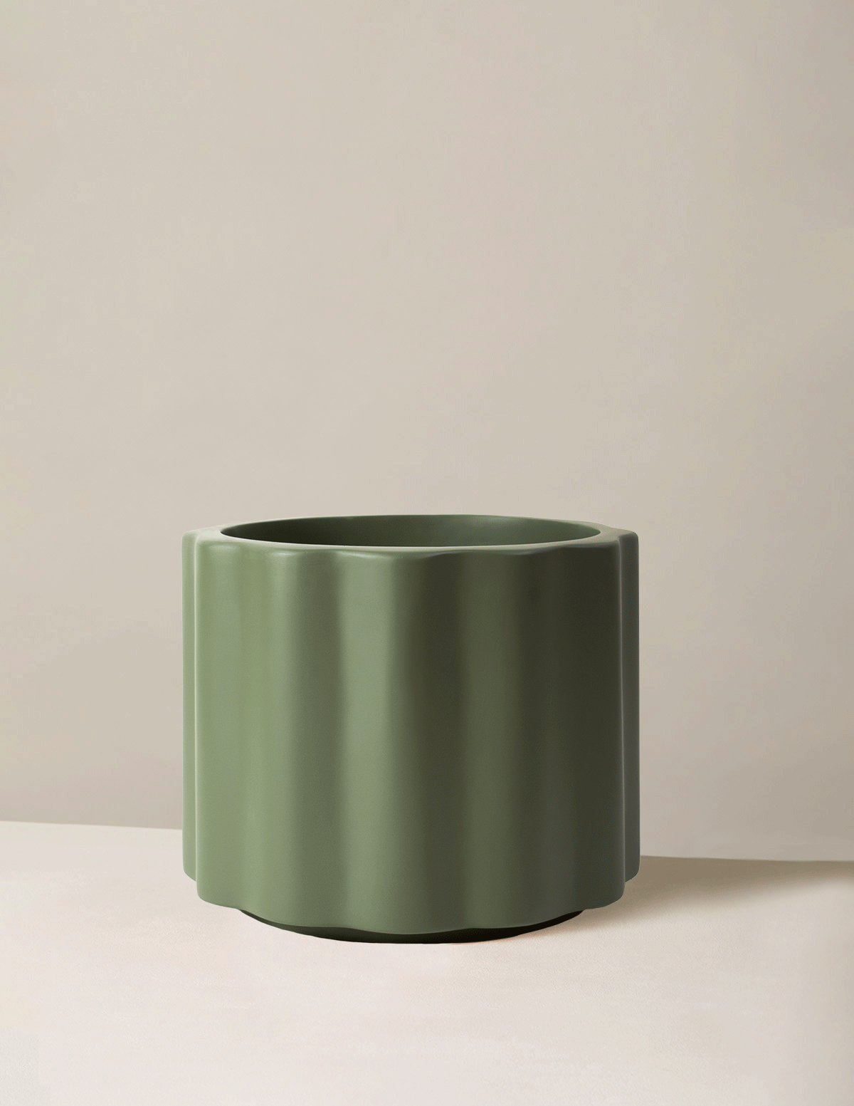 Large Balboa Planter